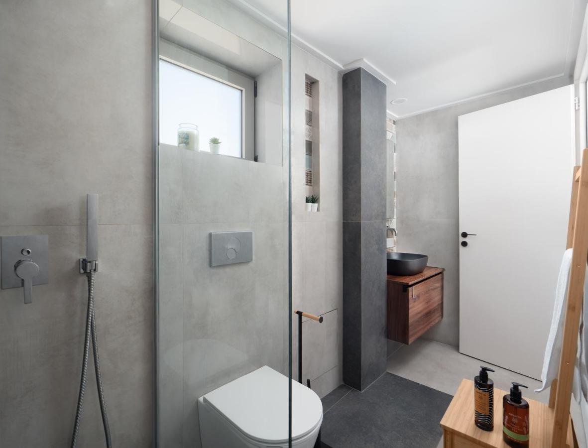 The H Experience - Stylish 2Bd Apt With Balcony In Heraklion Center Buitenkant foto