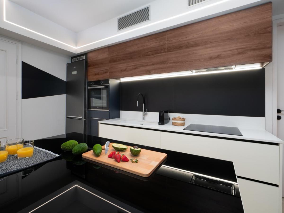The H Experience - Stylish 2Bd Apt With Balcony In Heraklion Center Buitenkant foto